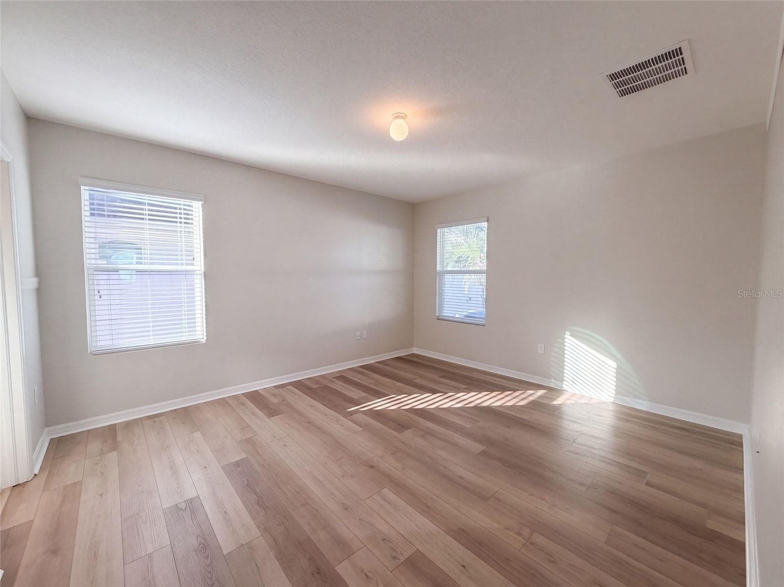 Single Family Residence at 4269 BRAMBLEWOOD LOOP, SPRING HILL, photo 4 of 17