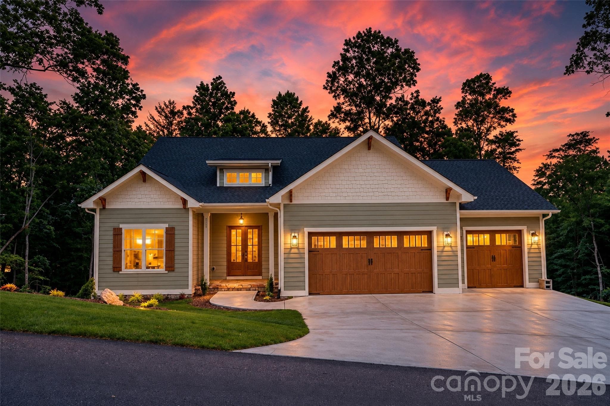 Single Family Residence at Hendersonville, photo 2 of 88
