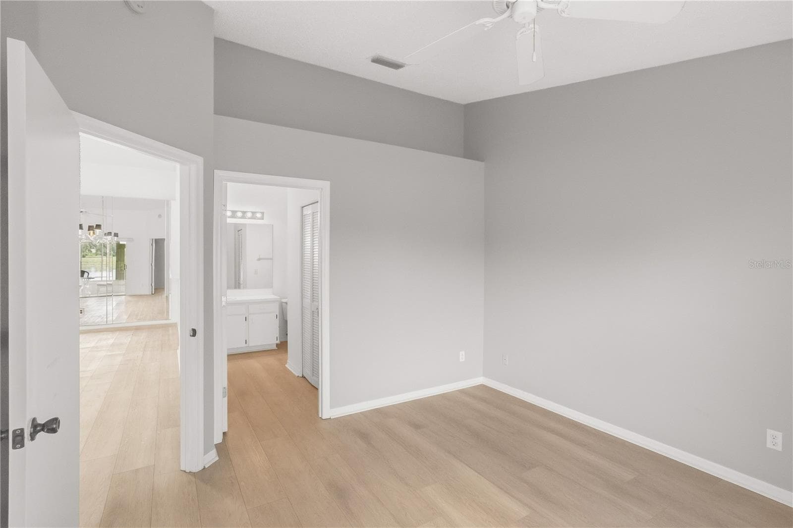 Spacious bedroom tucked away at the back of the home - 1002 NICENE CT #47, SUN CITY CENTER