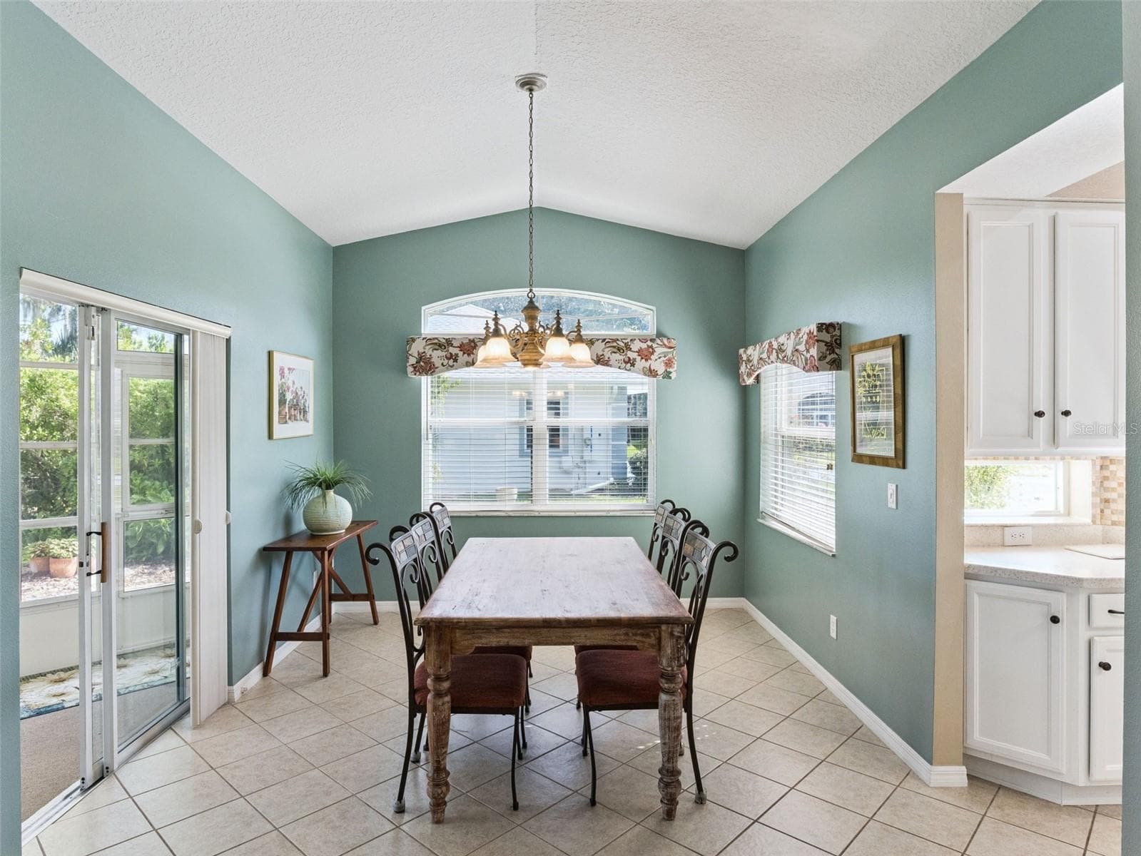 Single Family Residence at 5401 ESSEX CT, LEESBURG, photo 12 of 76