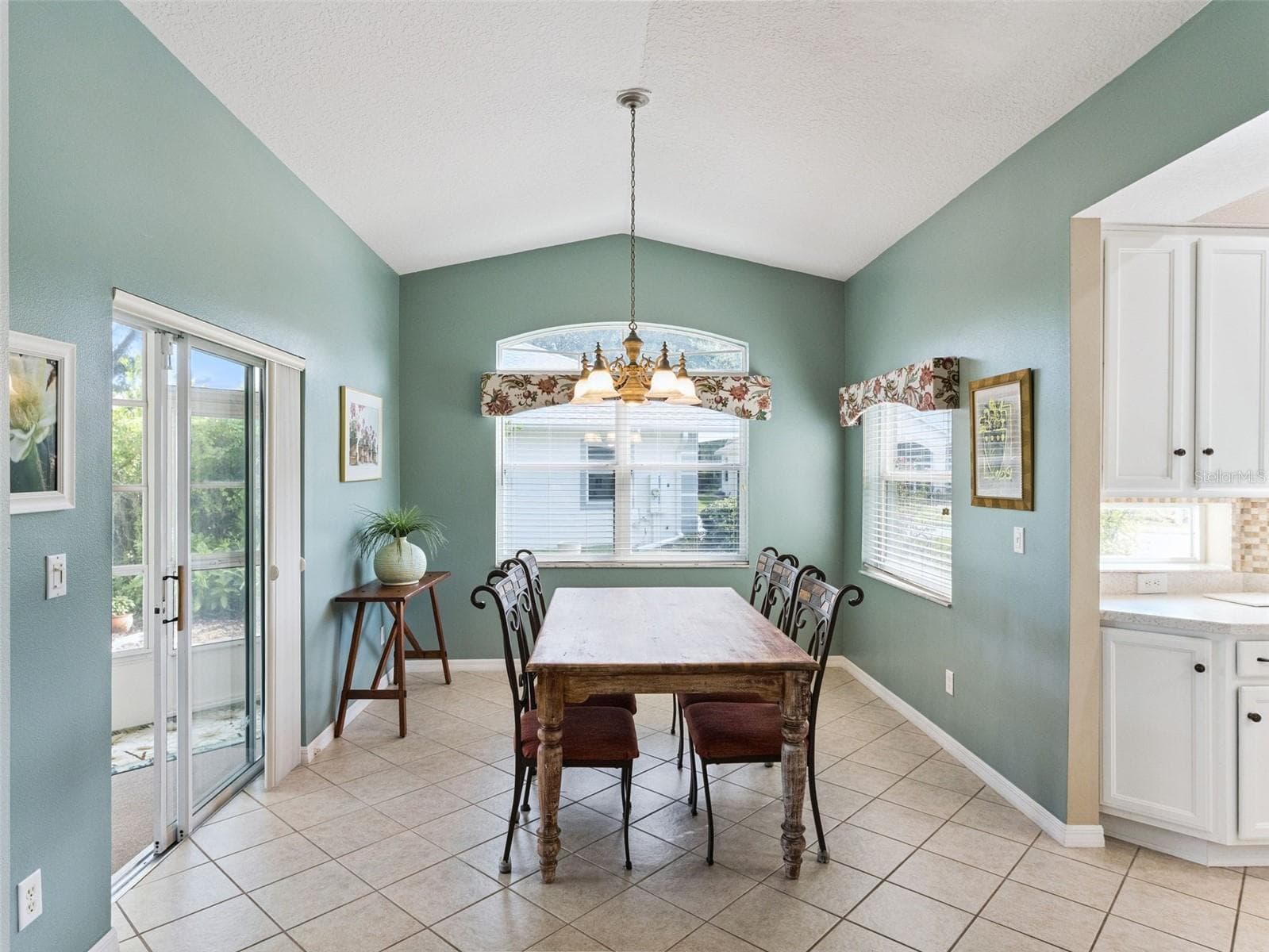 Single Family Residence at 5401 ESSEX CT, LEESBURG, photo 13 of 76