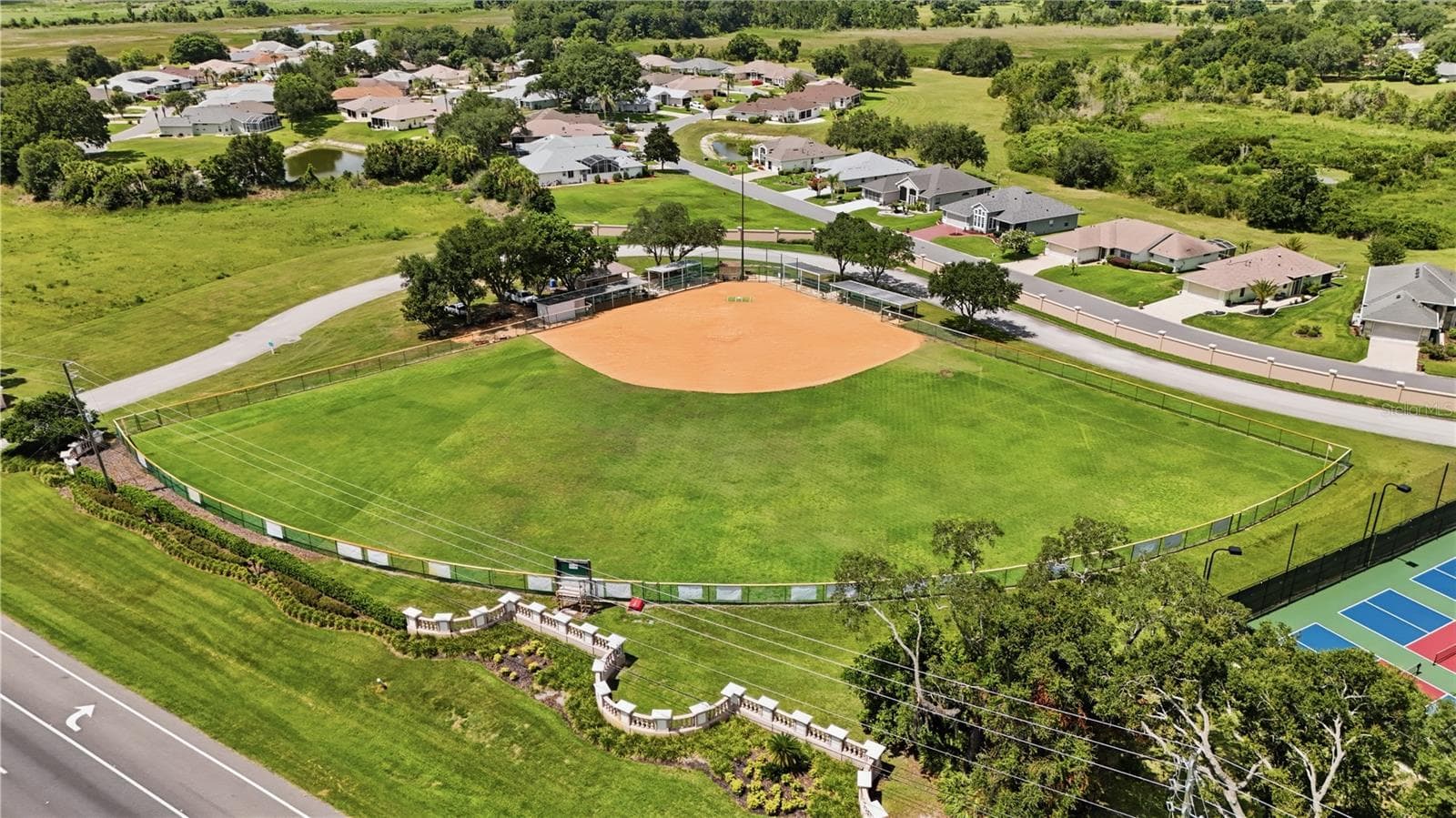 The RH SOFTBALL FIELD is host to other teams for competitive play. Spectators can enjoy hot dogs, hamburgers & soft drinks on game days. - 5401 ESSEX CT, LEESBURG