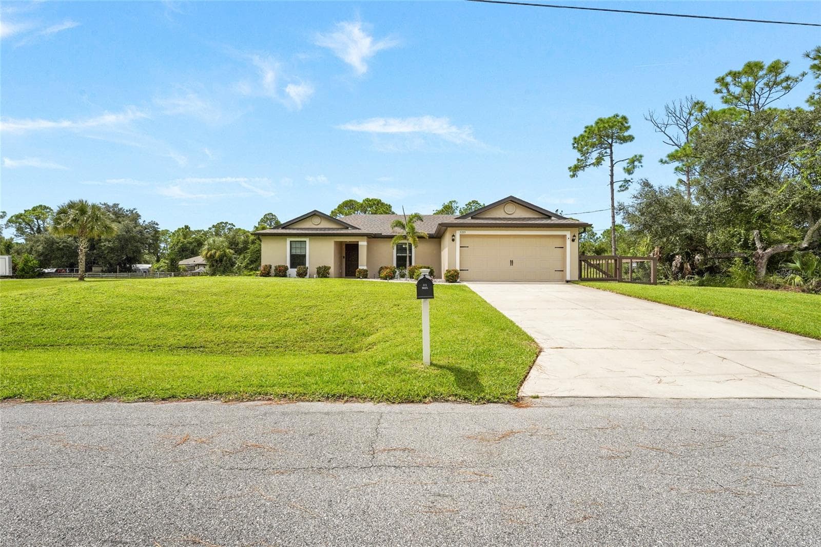 Single Family Residence at 5335 TRUMPET ST, NORTH PORT, photo 2 of 64