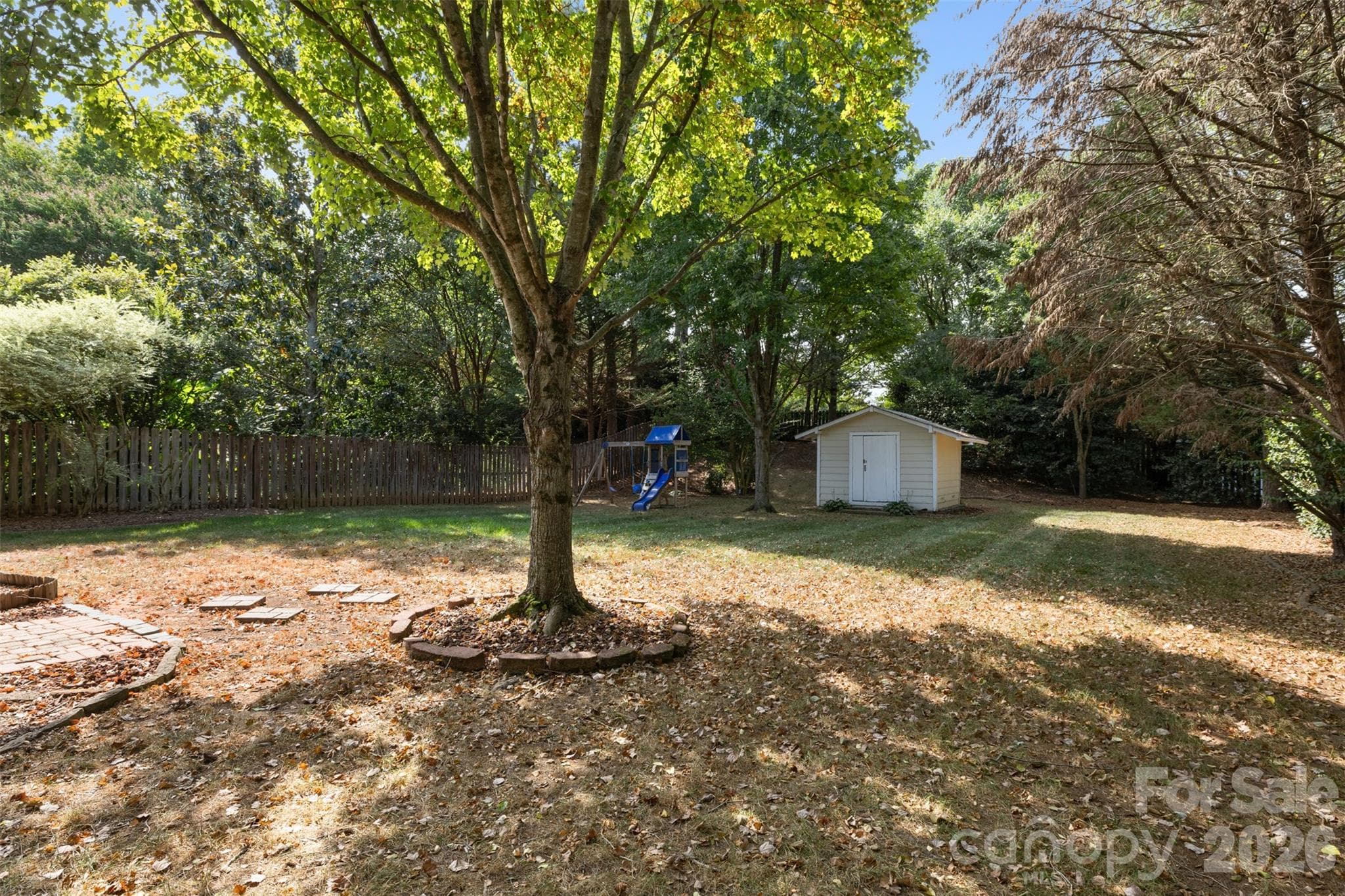 Large Backyard - 6818 Millingden Court, Charlotte