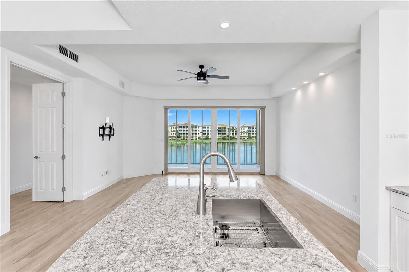 Condominium at 10530 BOARDWALK LOOP #202, BRADENTON, photo 11 of 48