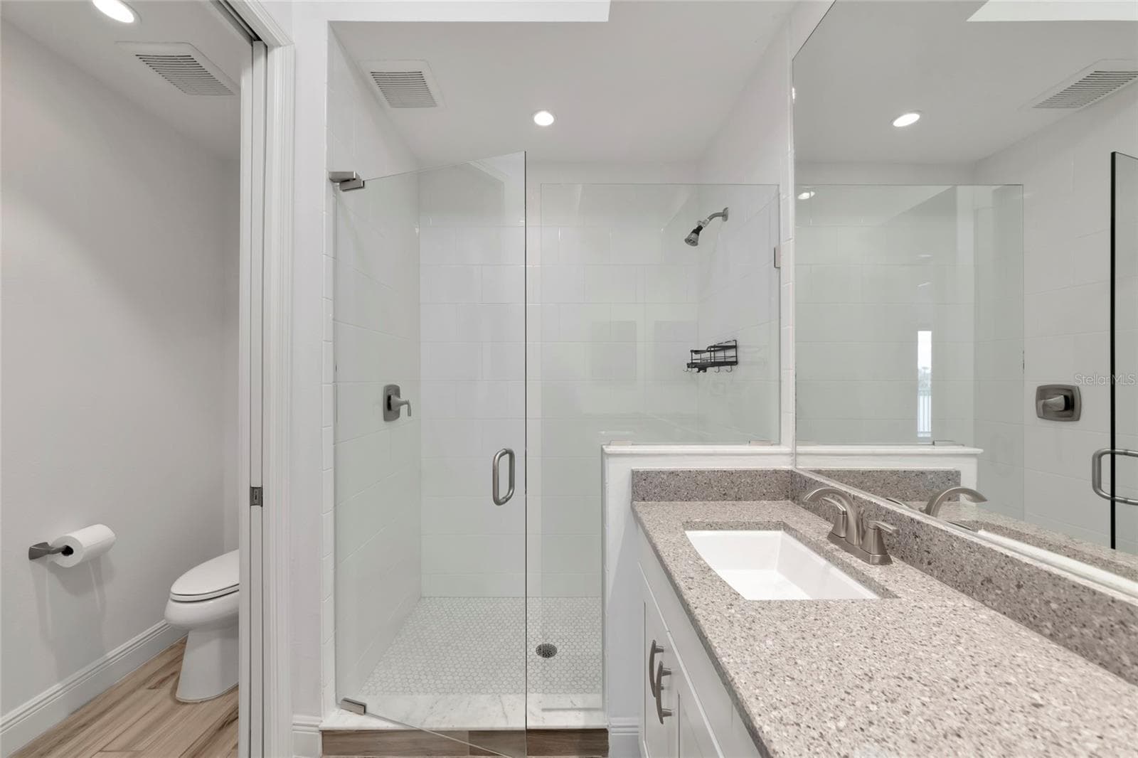 Condominium at 10530 BOARDWALK LOOP #202, BRADENTON, photo 20 of 48