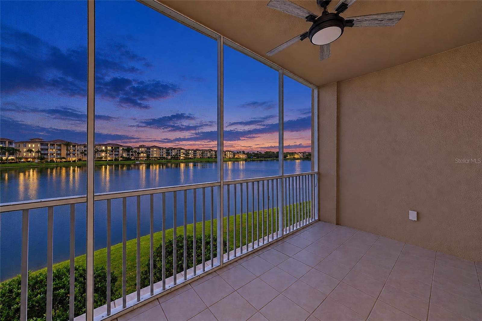 Condominium at 10530 BOARDWALK LOOP #202, BRADENTON, photo 28 of 48