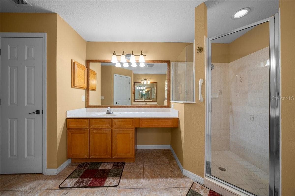 Primary Bathroom - 8479 SW 134TH AVE, DUNNELLON