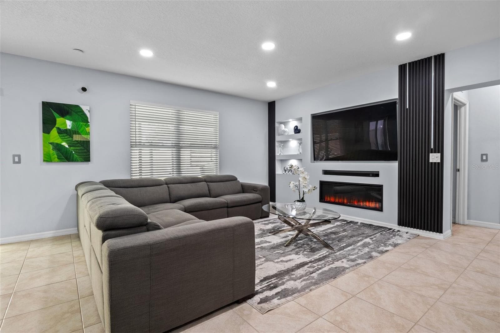 Living Area - 2460 WHITE POPPY DR, KISSIMMEE