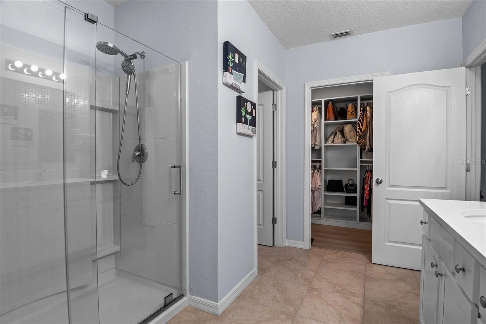 Master Bathroom - 2460 WHITE POPPY DR, KISSIMMEE