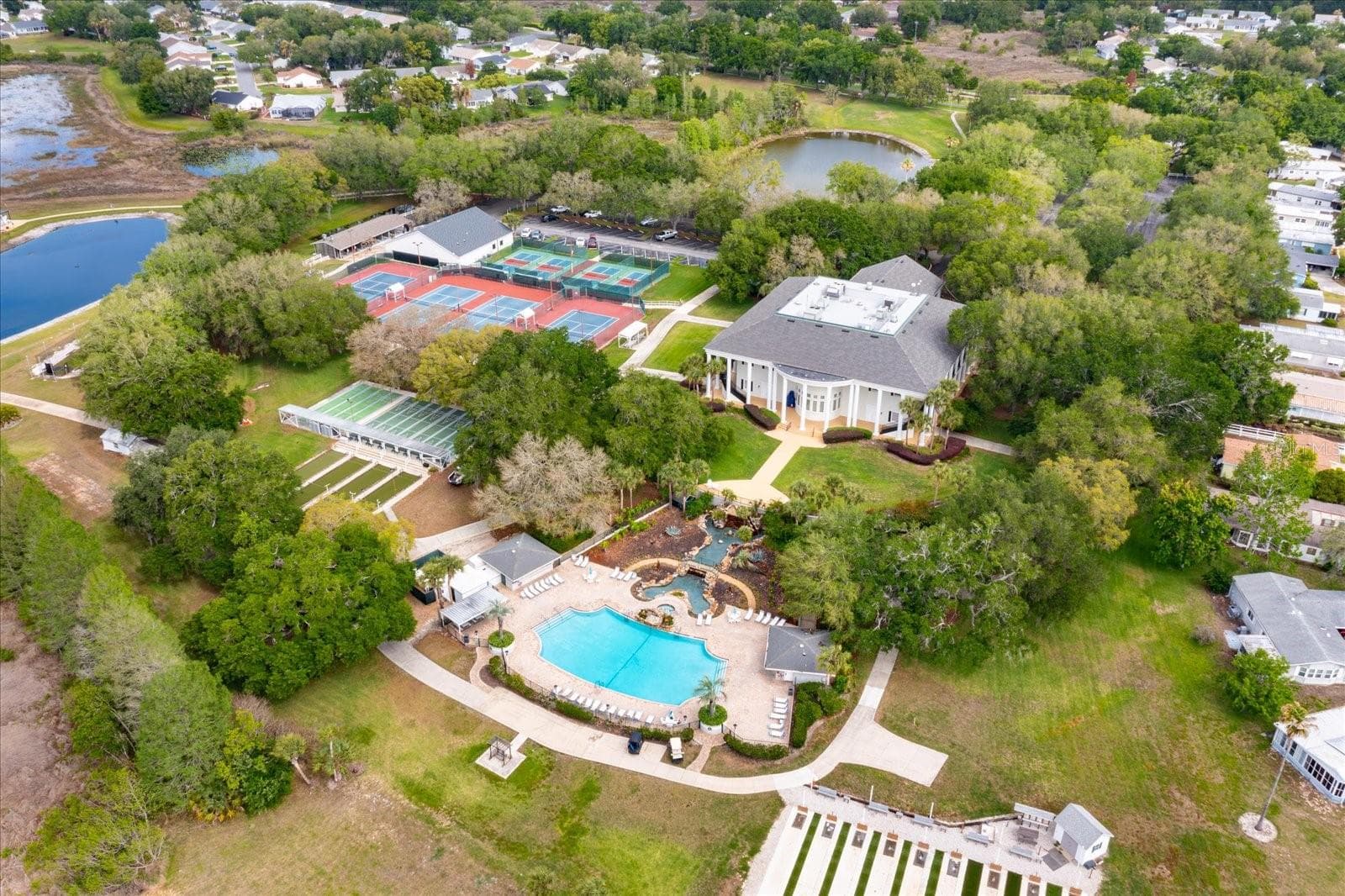 Amenity - 25845 GLEN EAGLE DR, LEESBURG