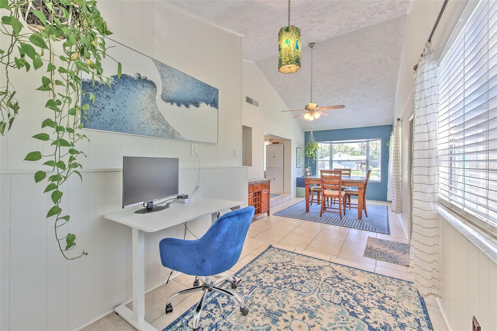 Single Family Residence at 4502 W PEARL AVE, TAMPA, photo 11 of 29
