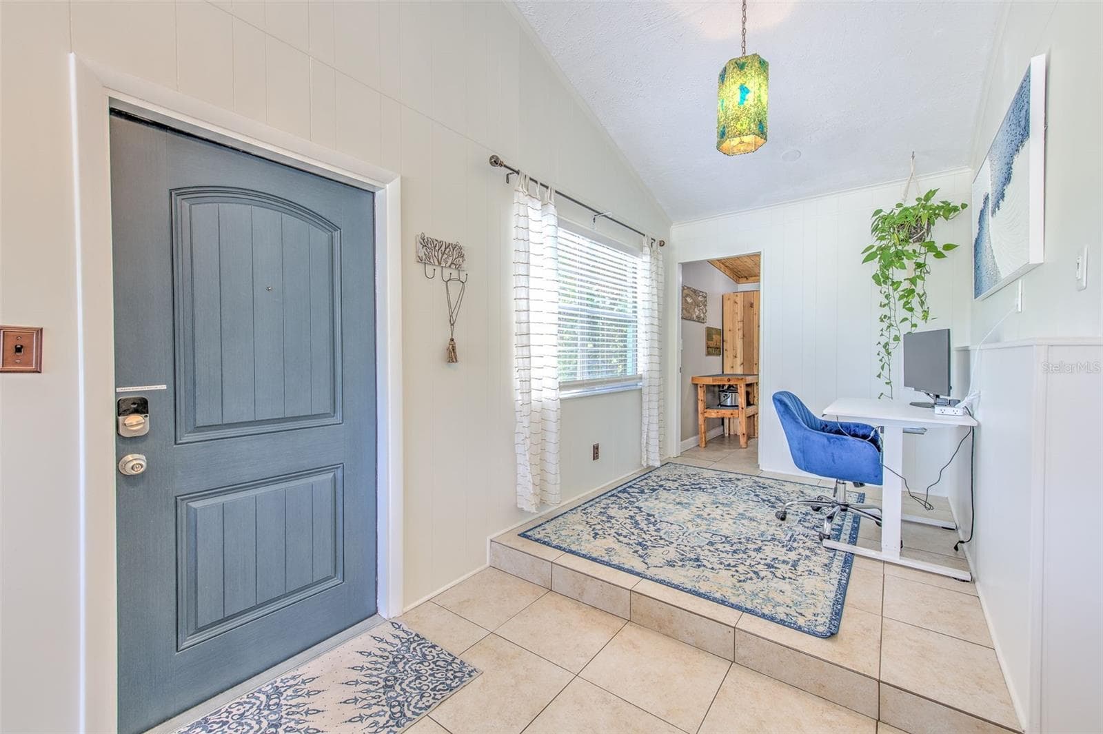 Single Family Residence at 4502 W PEARL AVE, TAMPA, photo 12 of 29