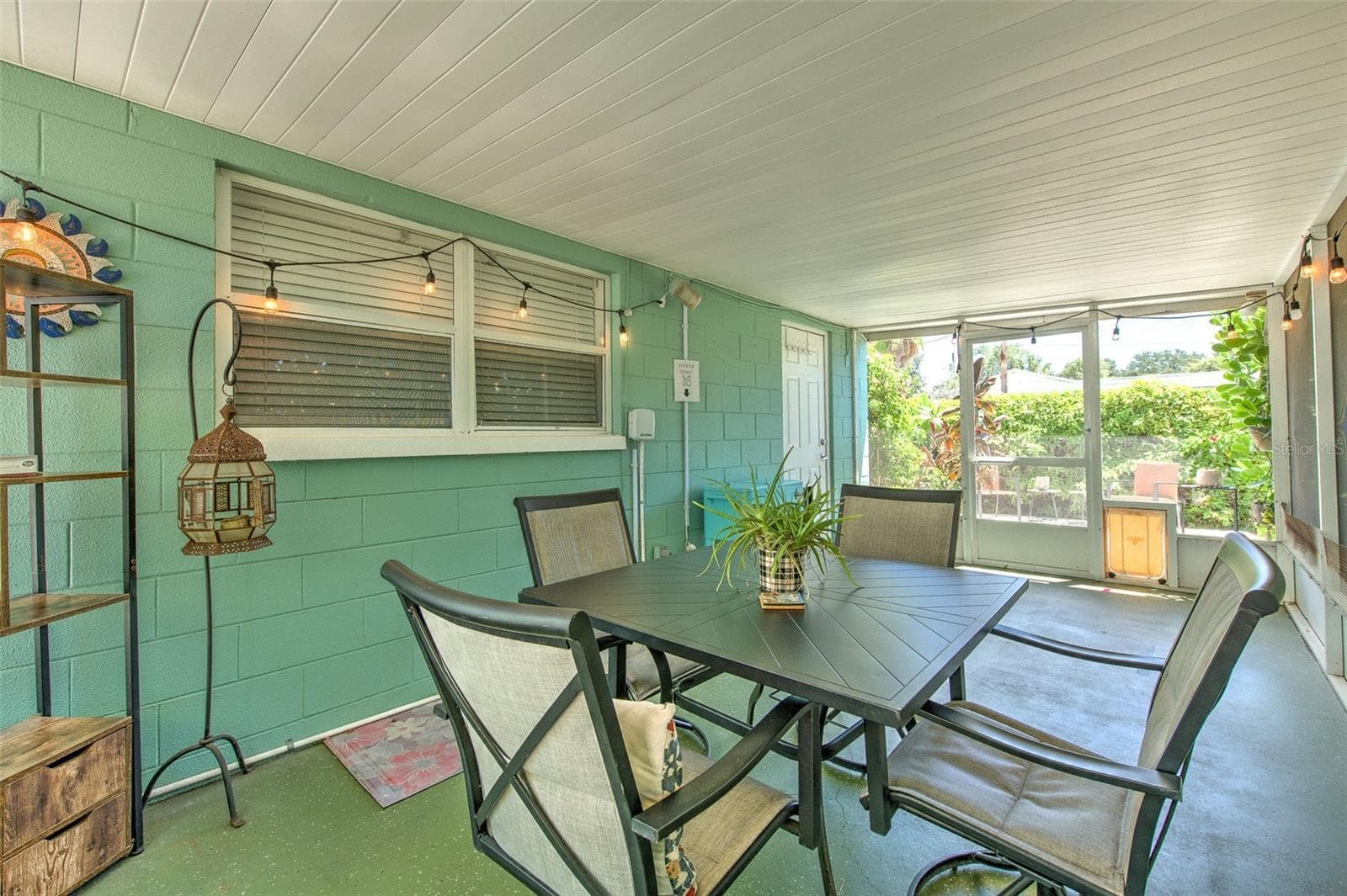 Single Family Residence at 4502 W PEARL AVE, TAMPA, photo 21 of 29