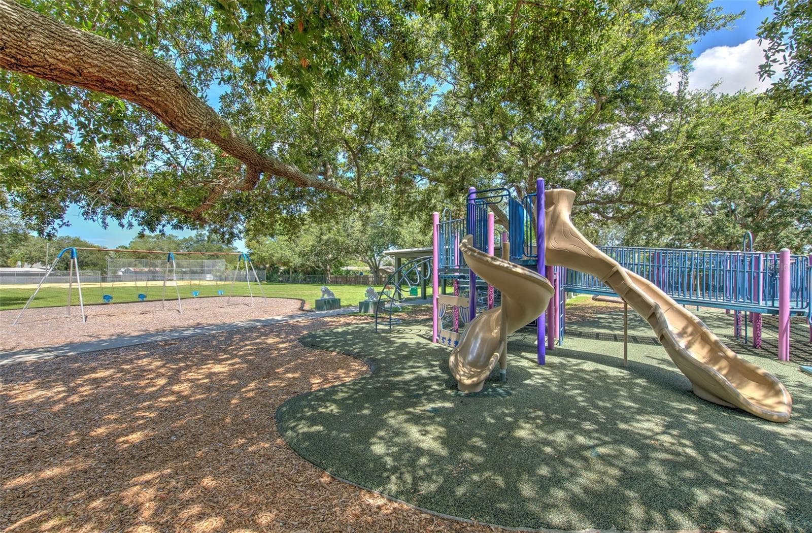 Across the street from Palma Ceia Lions Park - 4502 W PEARL AVE, TAMPA