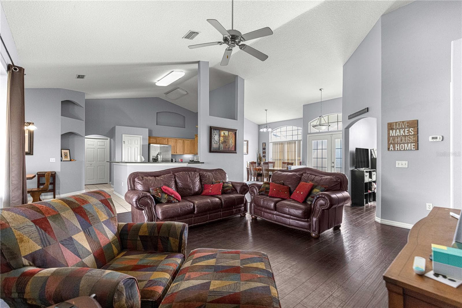 Single Family Residence at 10100 SE 69TH TER, BELLEVIEW, photo 4 of 59