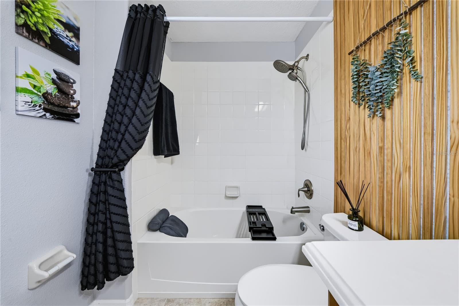 Second Bathroom - 5751 NEW INDEPENDENCE PKWY, WINTER GARDEN