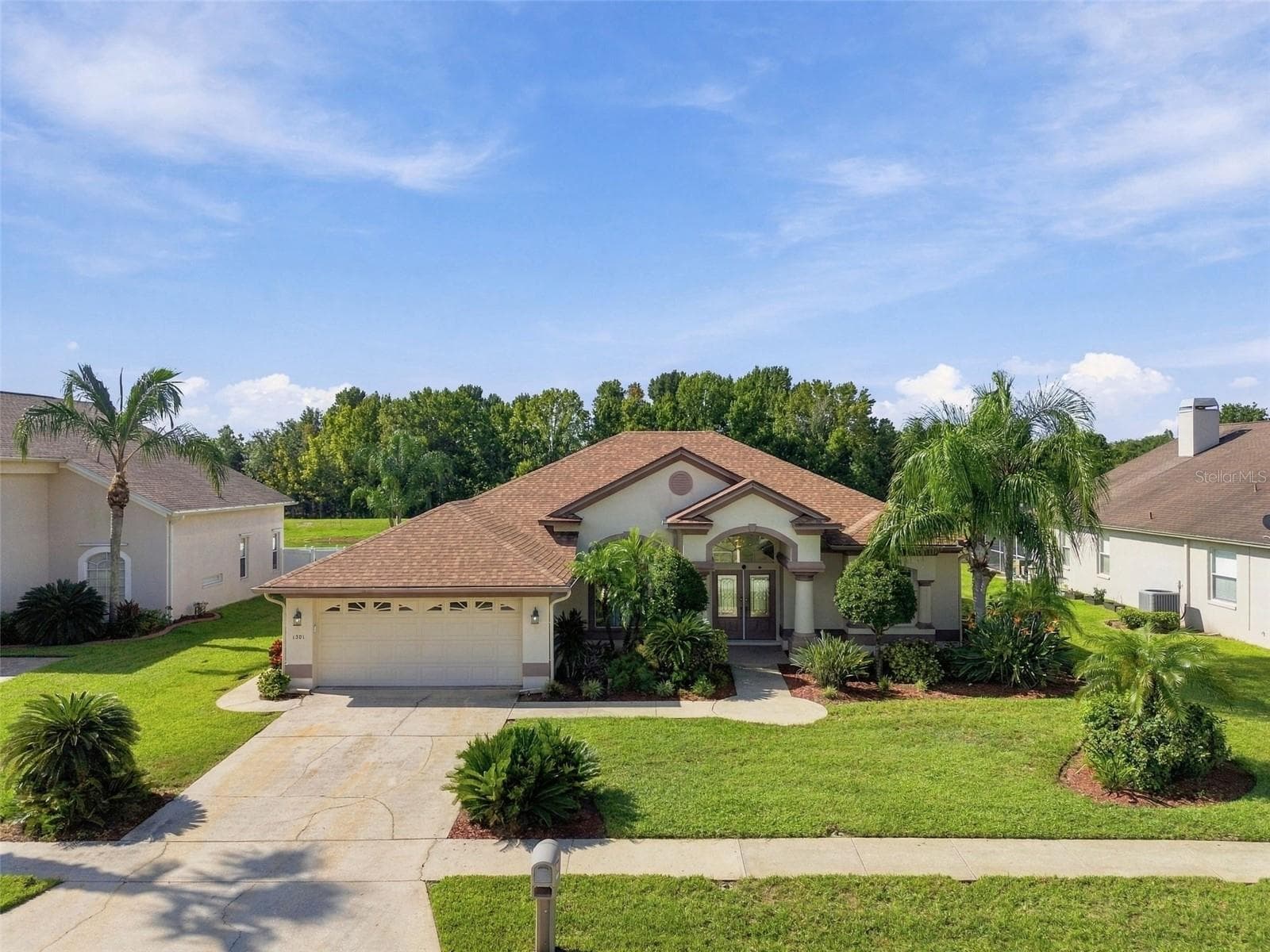 1301 FOX CHAPEL DR