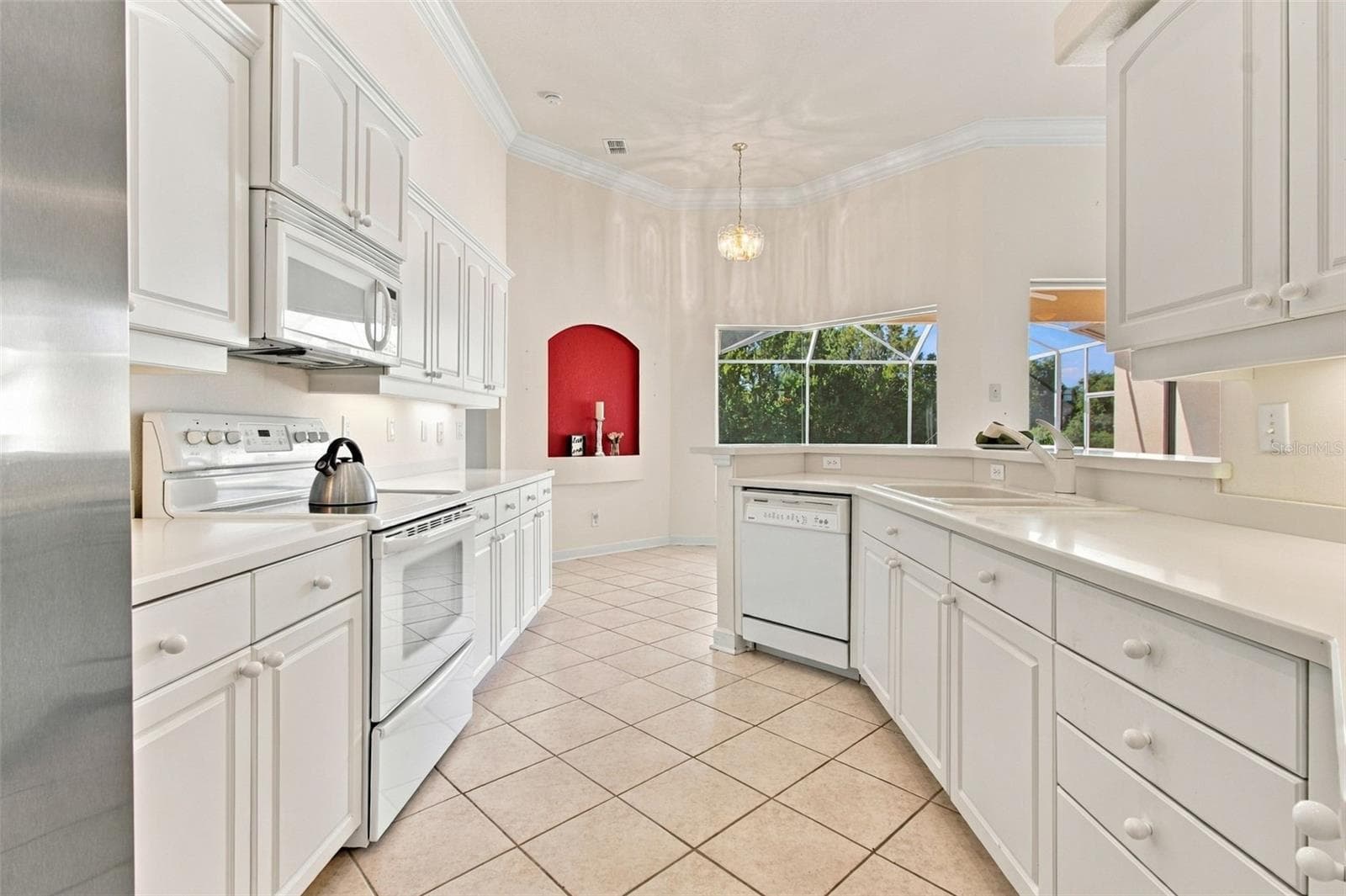 Single Family Residence at 1301 FOX CHAPEL DR, LUTZ, photo 12 of 69