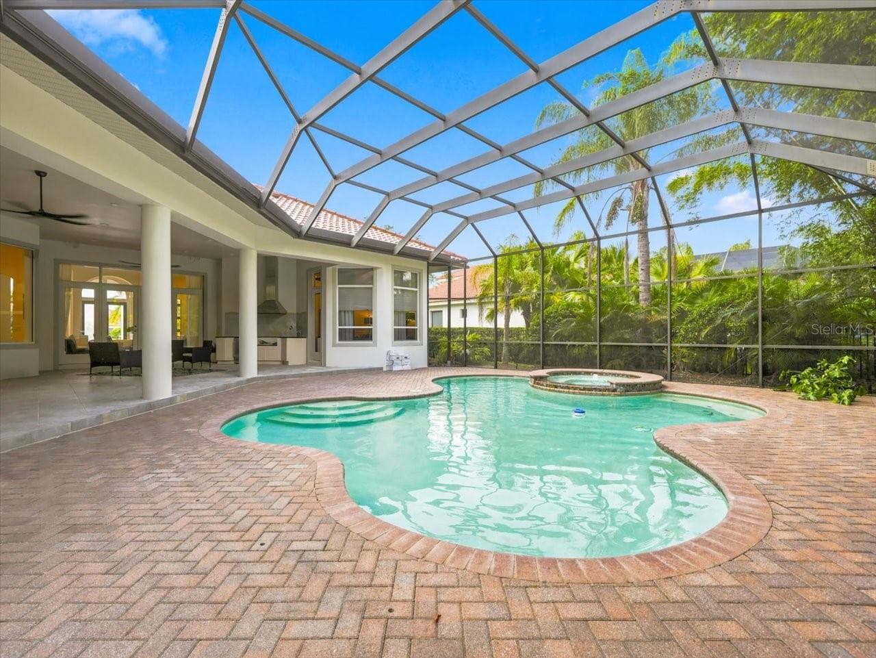 Single Family Residence at 11805 SHIRE WYCLIFFE CT, TAMPA, photo 41 of 48