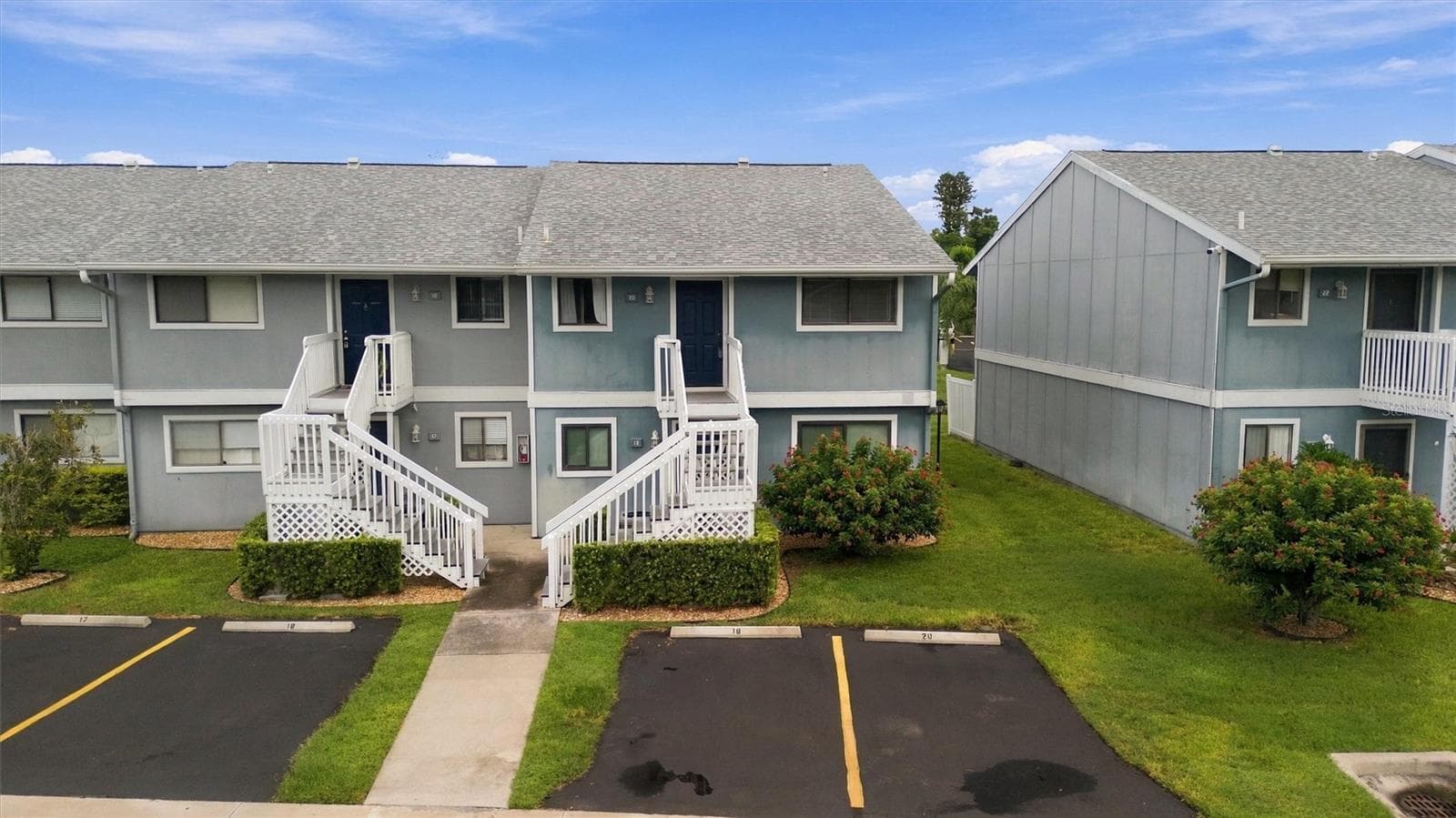 Condominium at 6033 34TH ST W #20, BRADENTON, photo 2 of 43