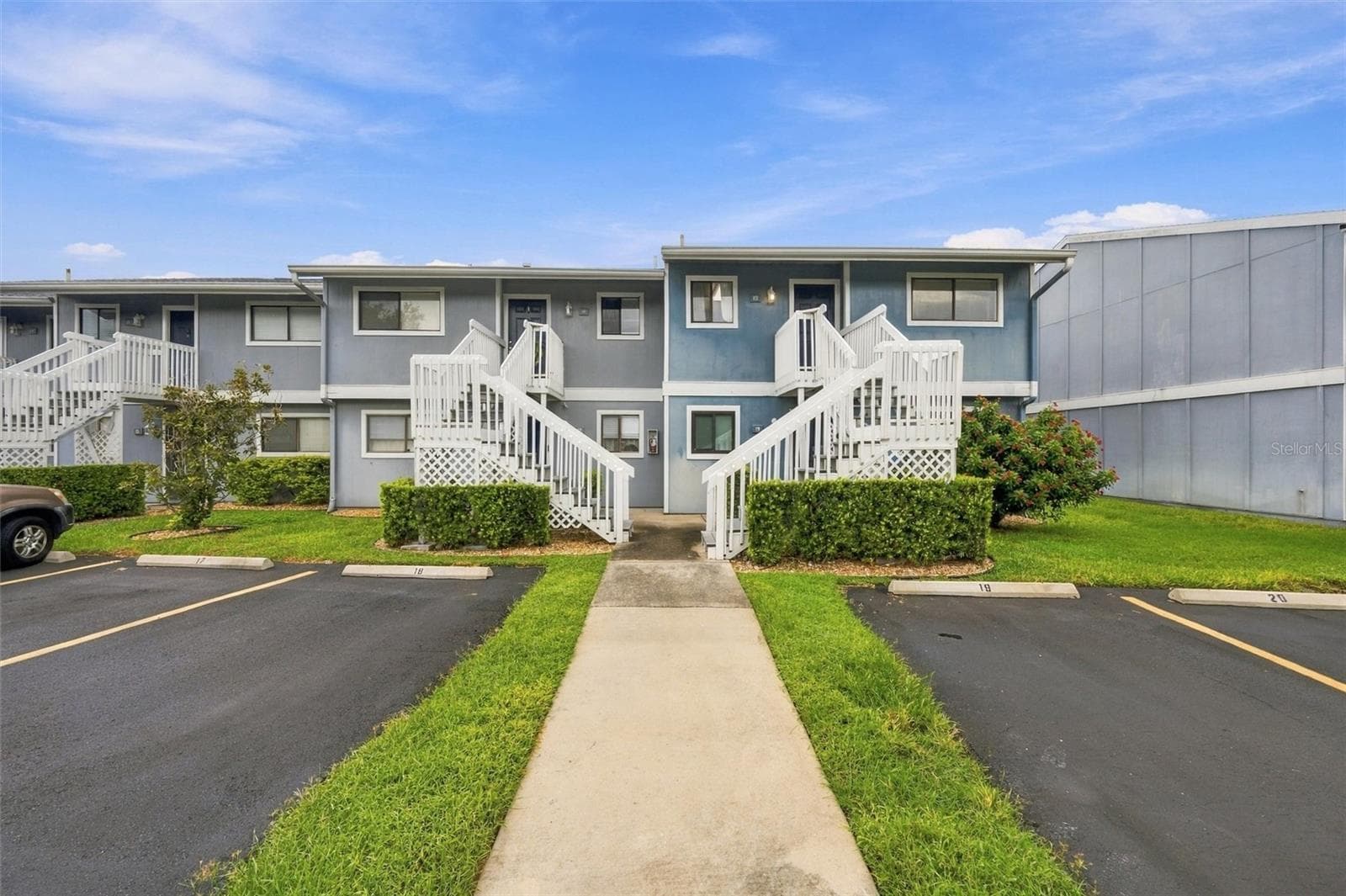 Condominium at 6033 34TH ST W #20, BRADENTON, photo 3 of 43