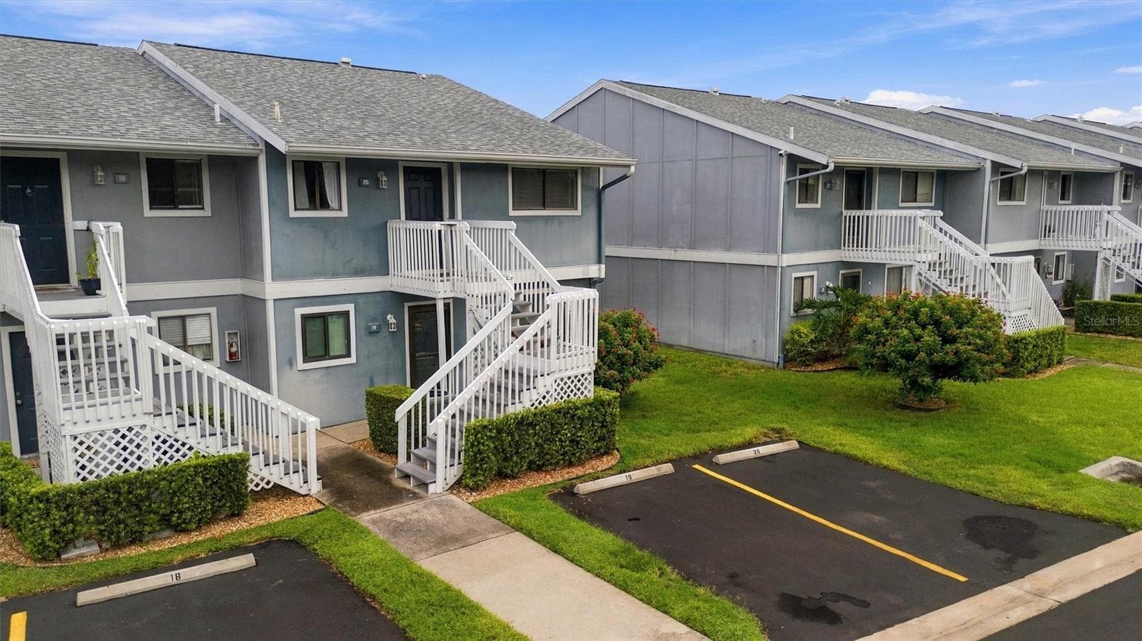 Condominium at 6033 34TH ST W #20, BRADENTON, photo 4 of 43