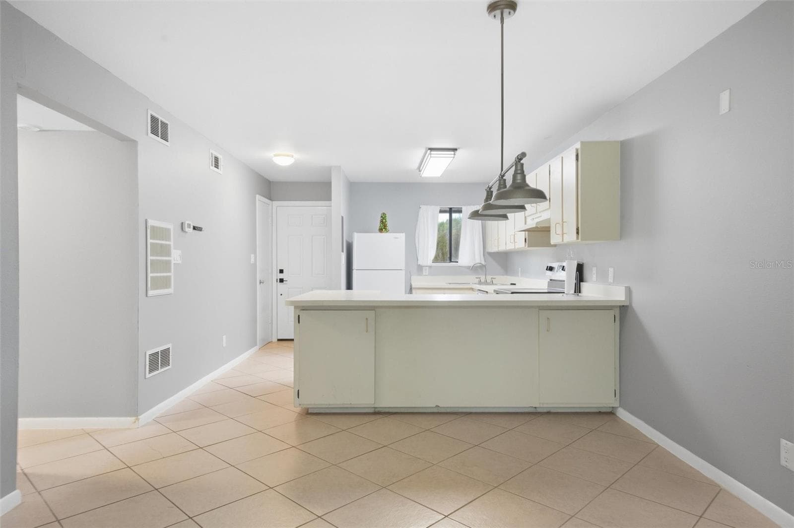Condominium at 6033 34TH ST W #20, BRADENTON, photo 16 of 43