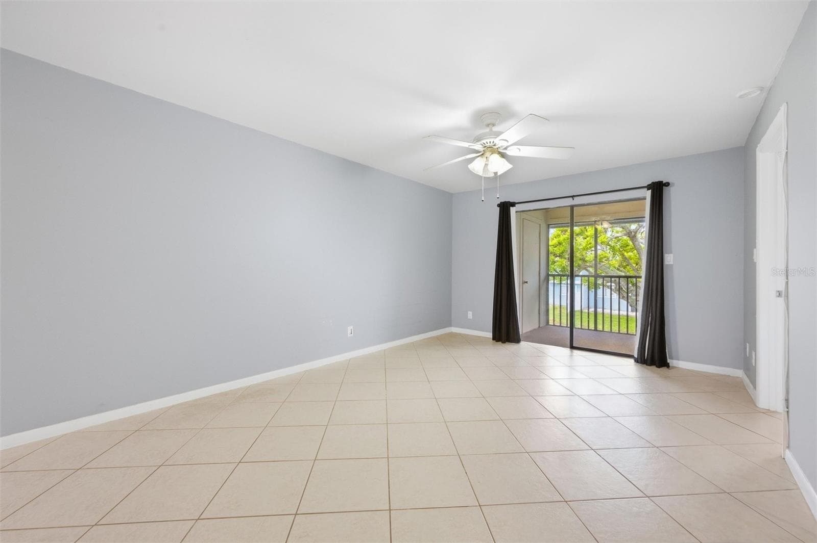 Condominium at 6033 34TH ST W #20, BRADENTON, photo 20 of 43