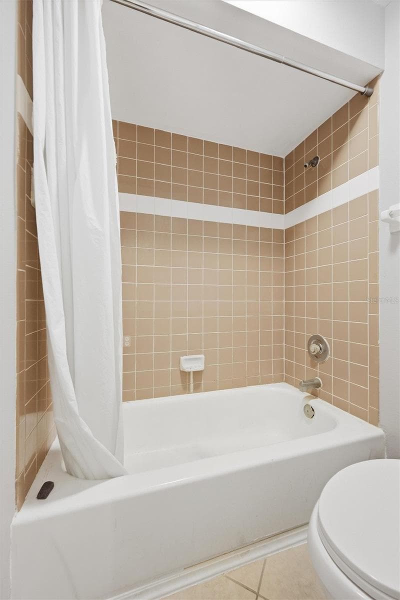 Condominium at 6033 34TH ST W #20, BRADENTON, photo 27 of 43
