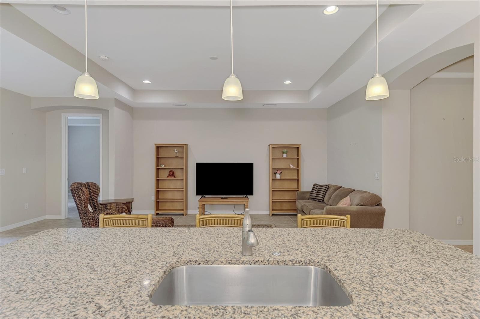 Single Family Residence at 11662 PARROTFISH ST, VENICE, photo 26 of 79