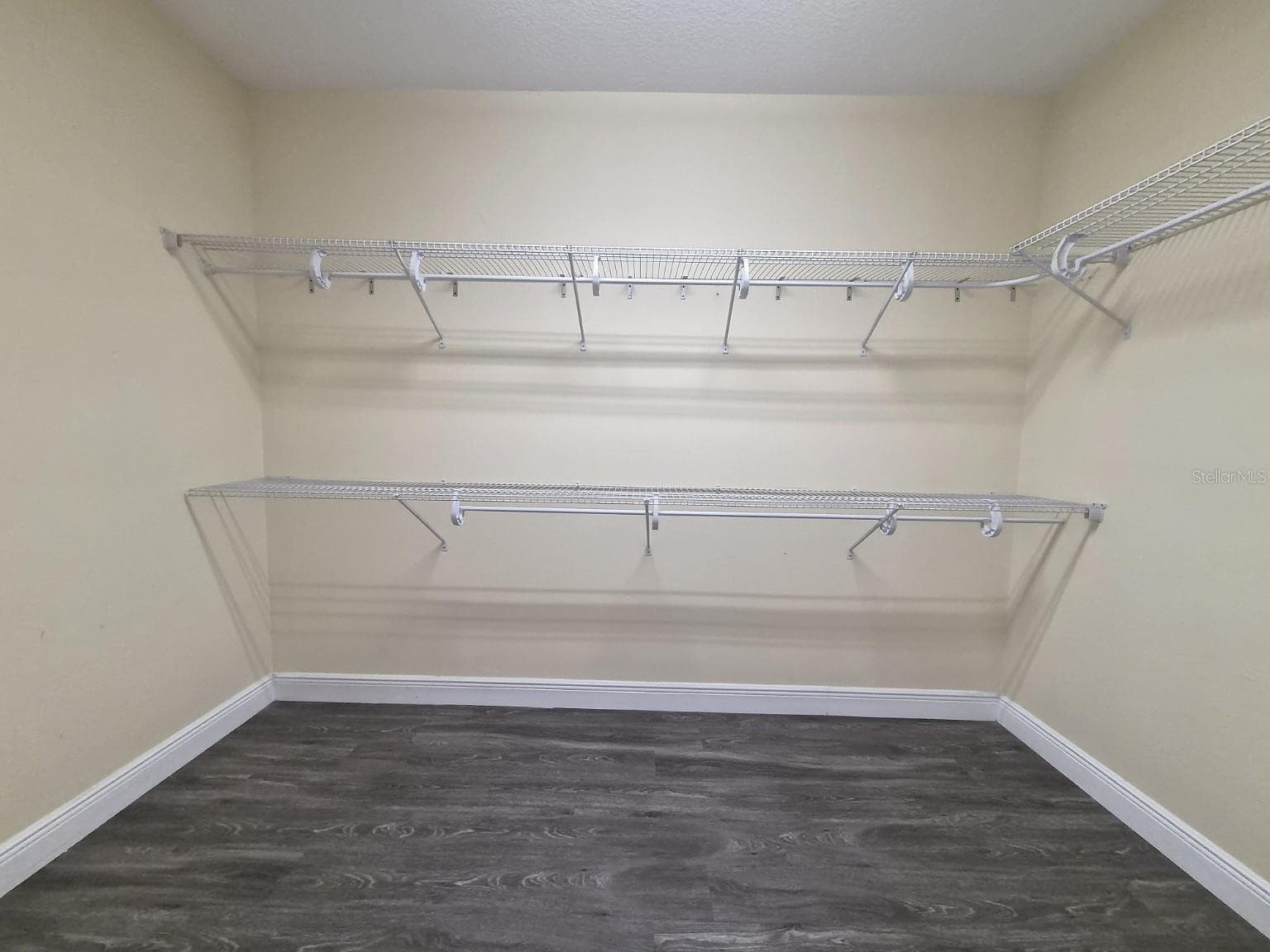 Master Walk in Closet - 18216 SW 68TH LOOP, DUNNELLON