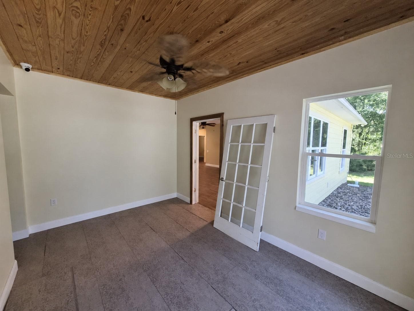 Backdoor Foyer - 18216 SW 68TH LOOP, DUNNELLON