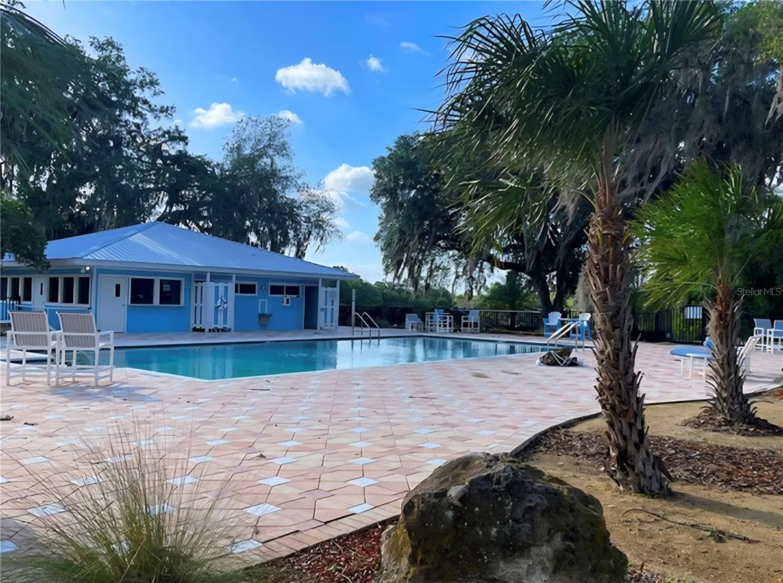 Community Pool - 18216 SW 68TH LOOP, DUNNELLON