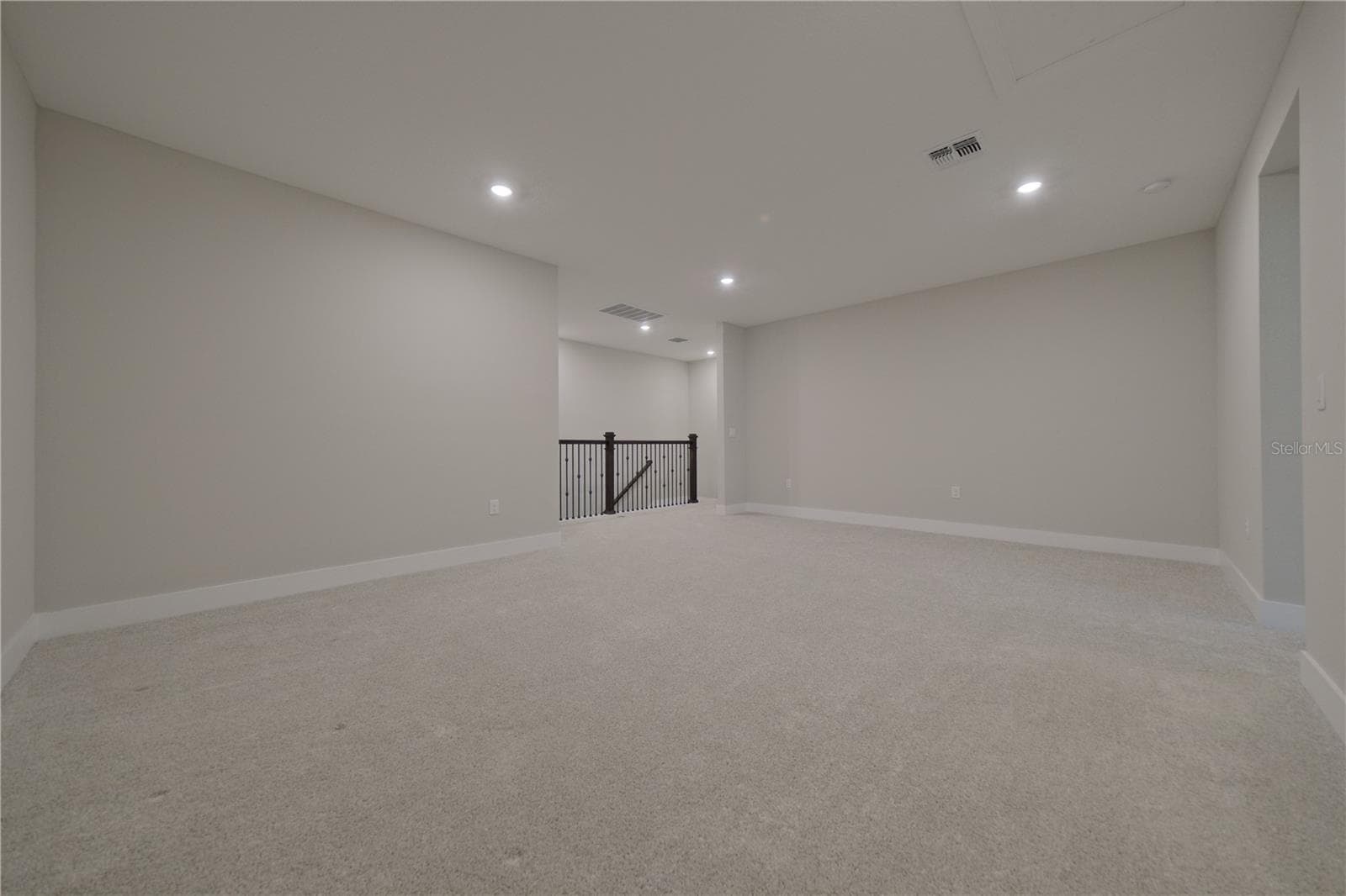UPSTAIR LIVING SPACE - 7328 GREAT EGRET BLVD, SARASOTA