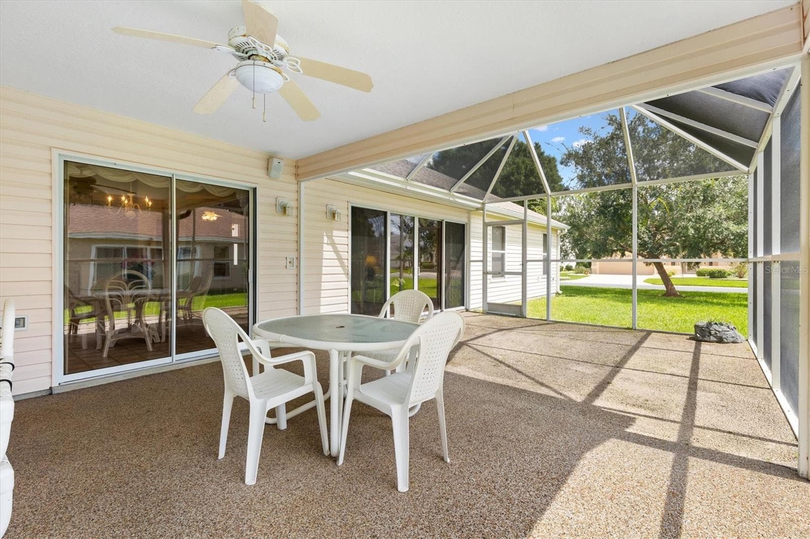 Lanai and Birdcage - 3000 SANDY LN, THE VILLAGES