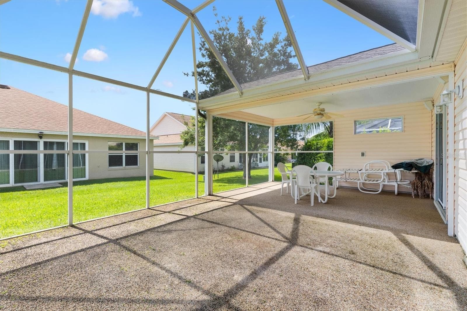 Birdcage - 3000 SANDY LN, THE VILLAGES