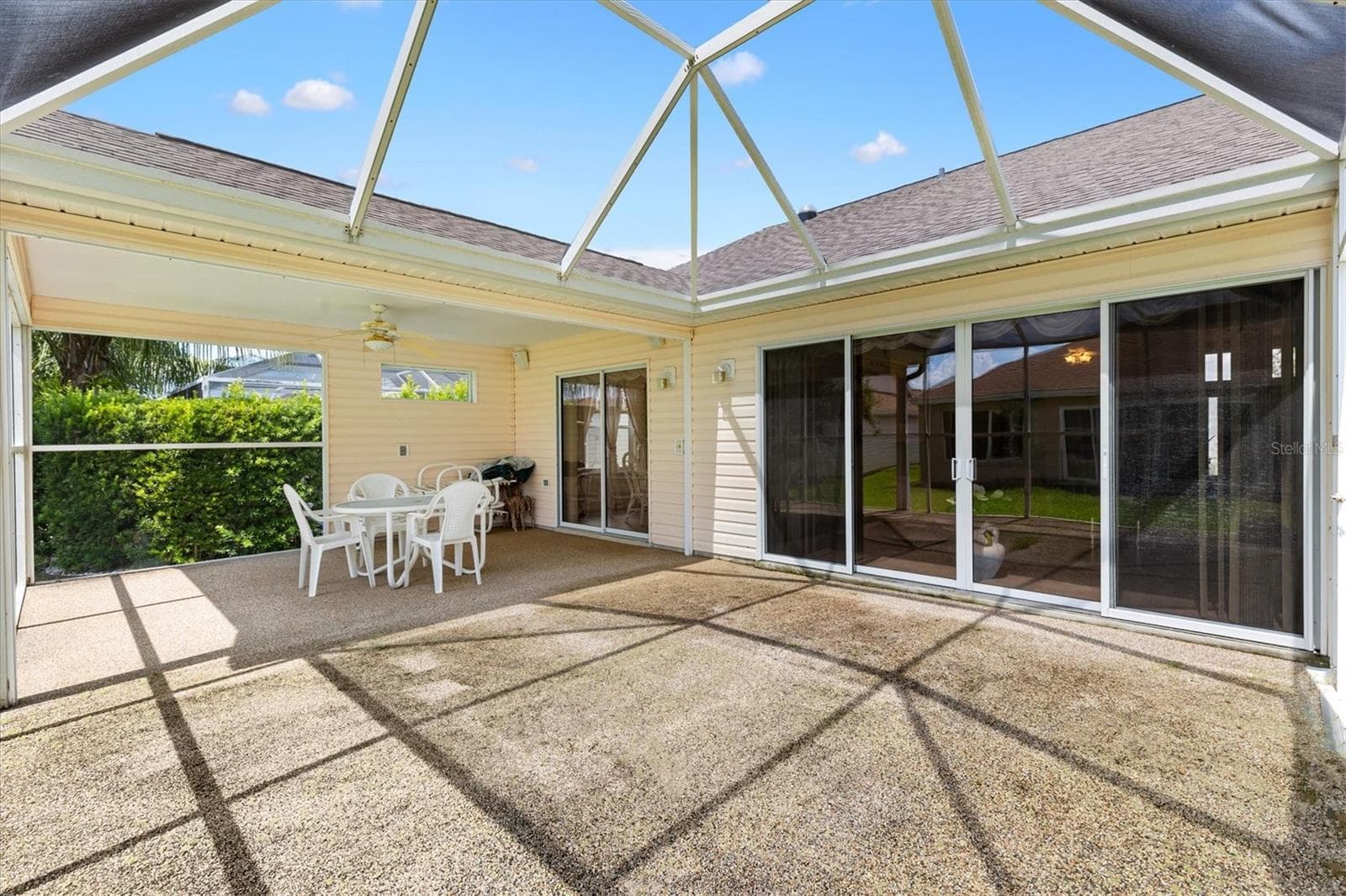 Birdcage - 3000 SANDY LN, THE VILLAGES