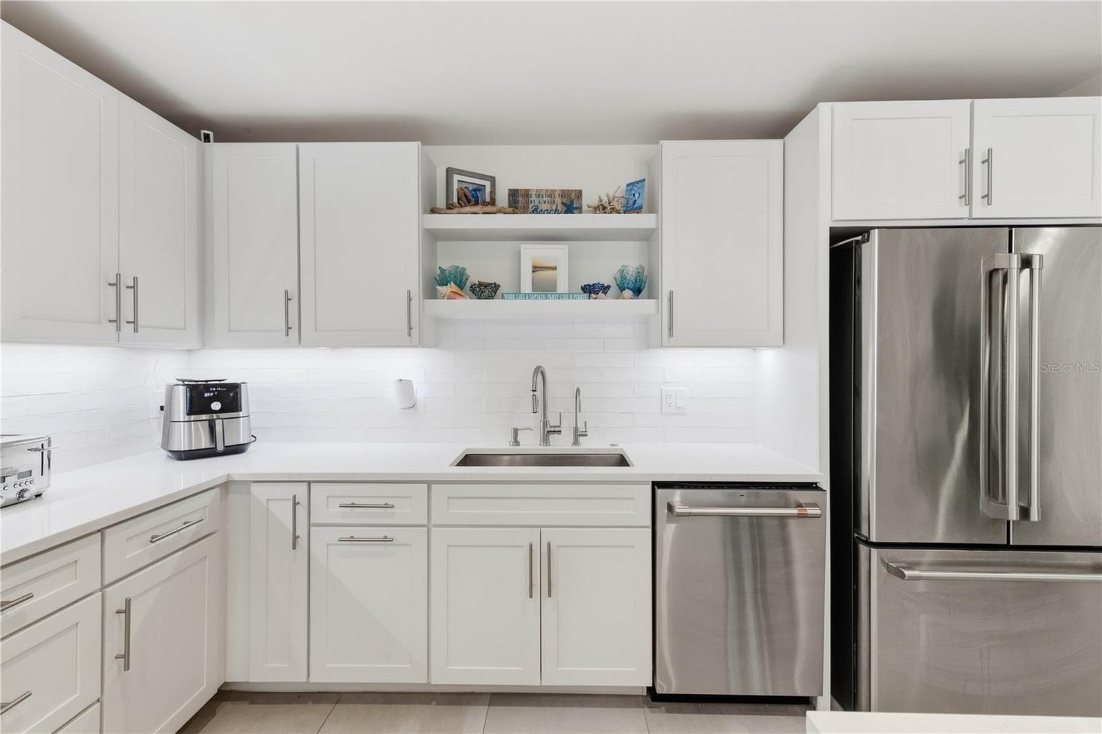 Condominium at 920 N OSCEOLA AVE #201, CLEARWATER, photo 9 of 39
