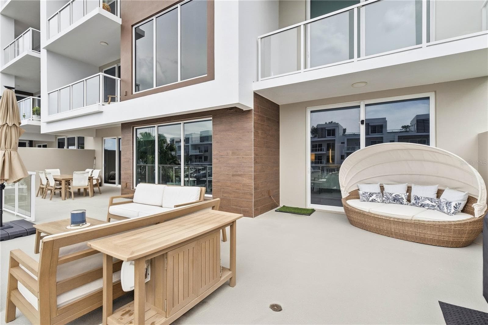 Condominium at 920 N OSCEOLA AVE #201, CLEARWATER, photo 27 of 39