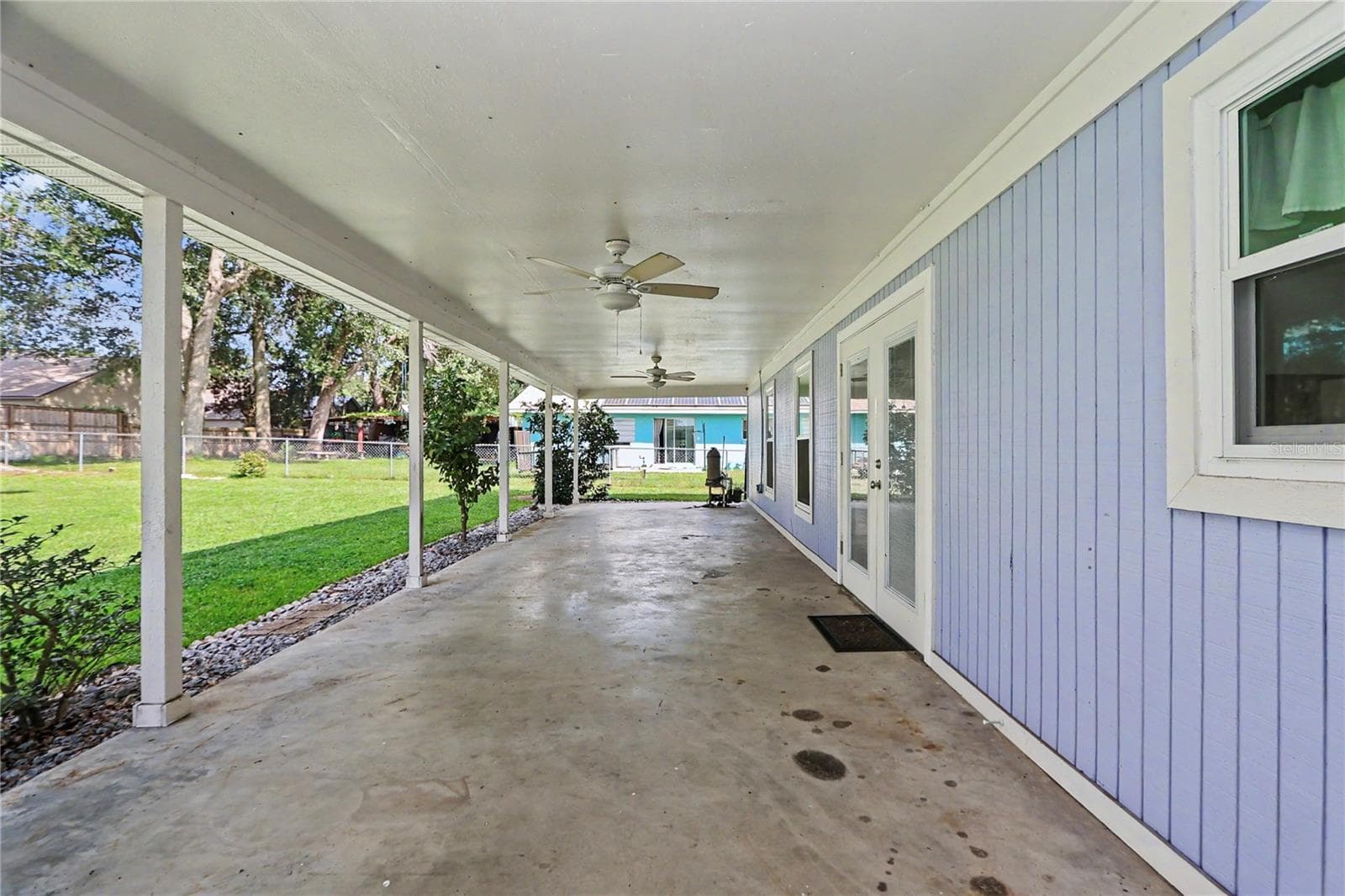 Back porch - 436 NE 47TH CT, OCALA