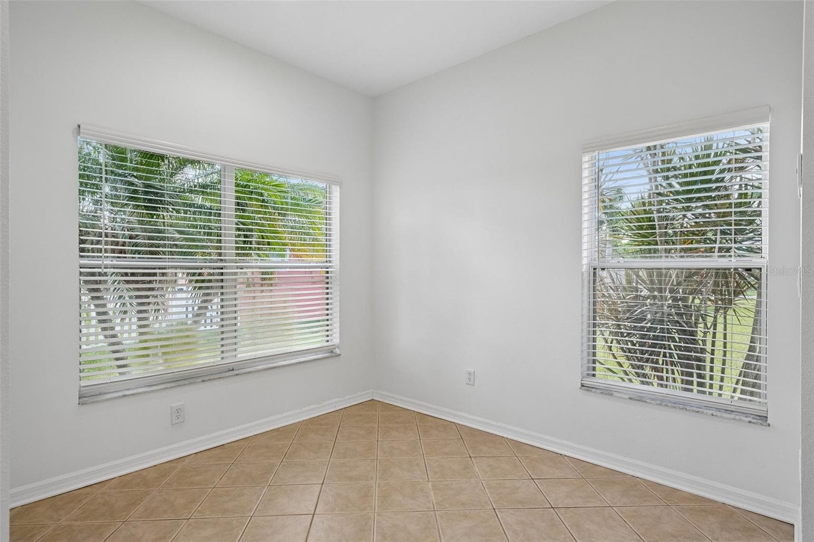 Single Family Residence at 1810 MIRA LAGO CIR, RUSKIN, photo 38 of 62