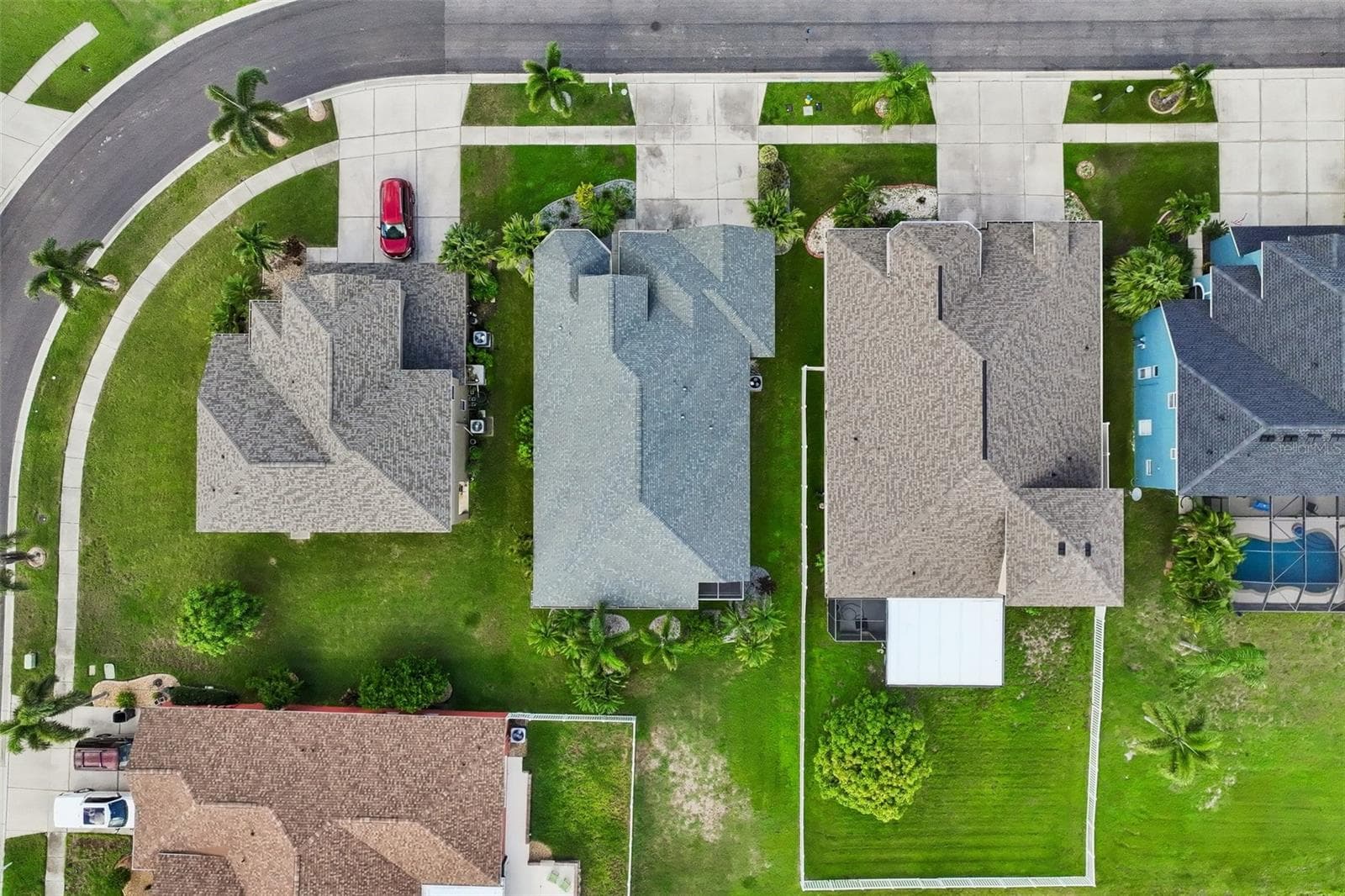 Single Family Residence at 1810 MIRA LAGO CIR, RUSKIN, photo 49 of 62