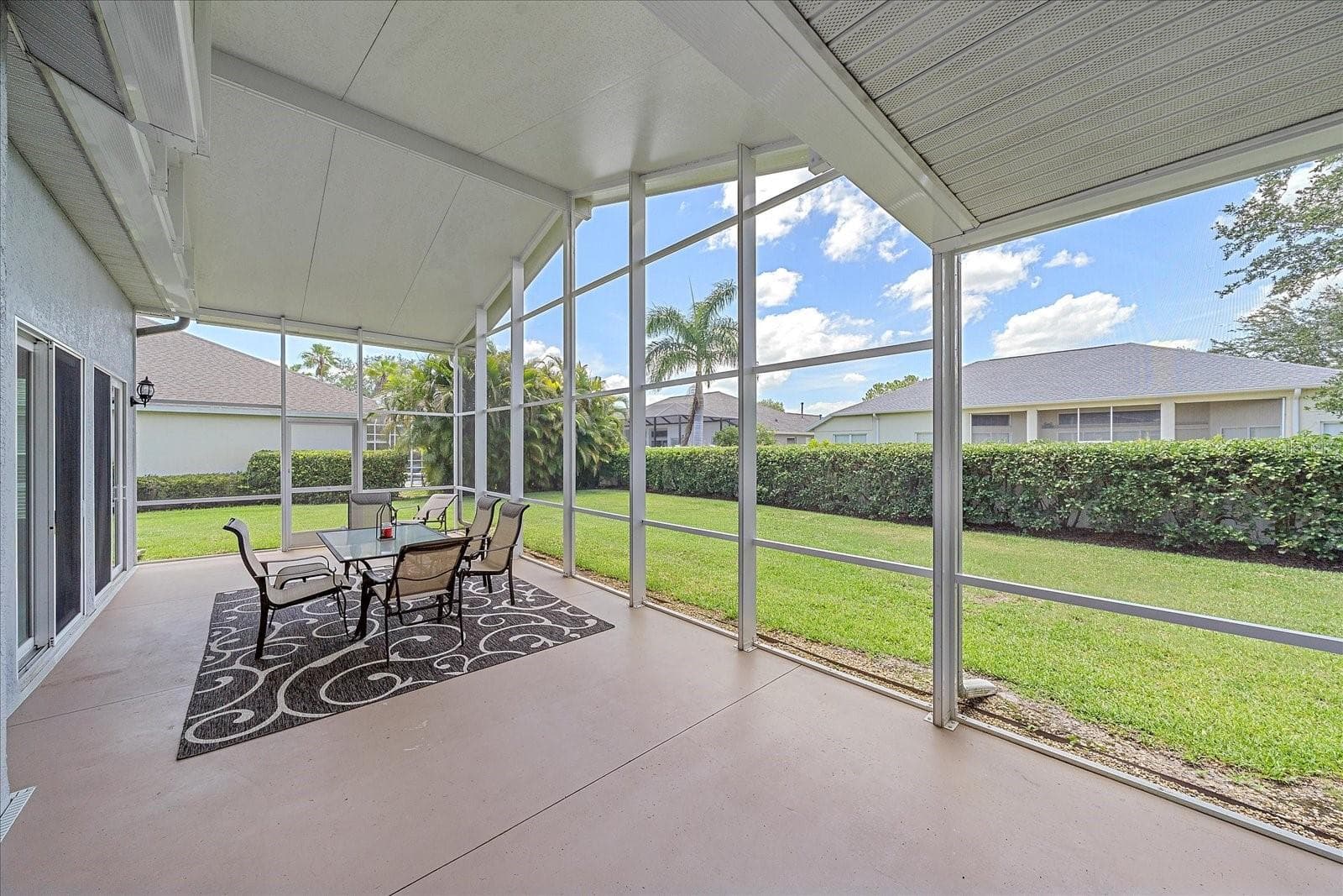Single Family Residence at 8015 SPRING MARSH DR, BRADENTON, photo 9 of 49