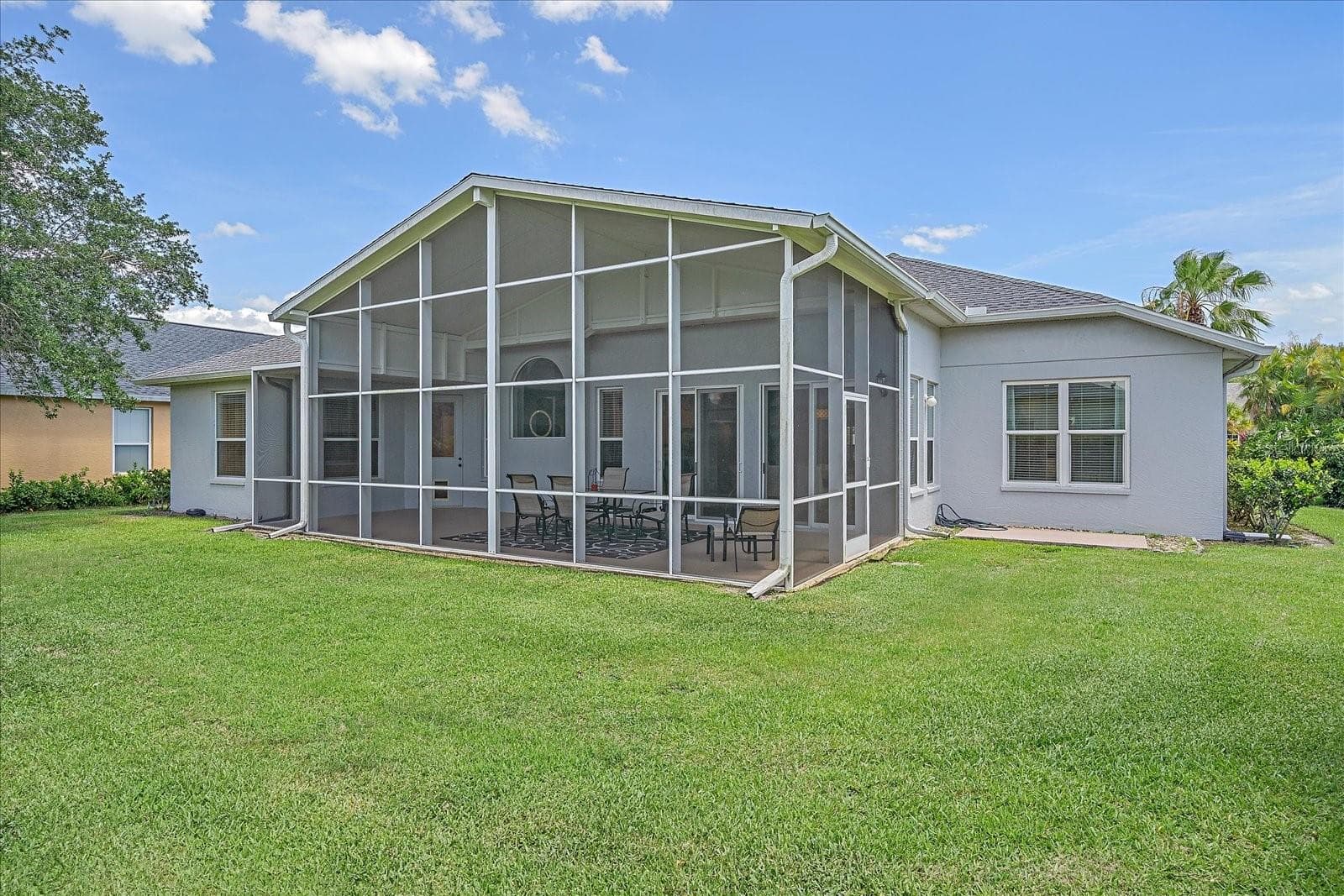 Single Family Residence at 8015 SPRING MARSH DR, BRADENTON, photo 14 of 49