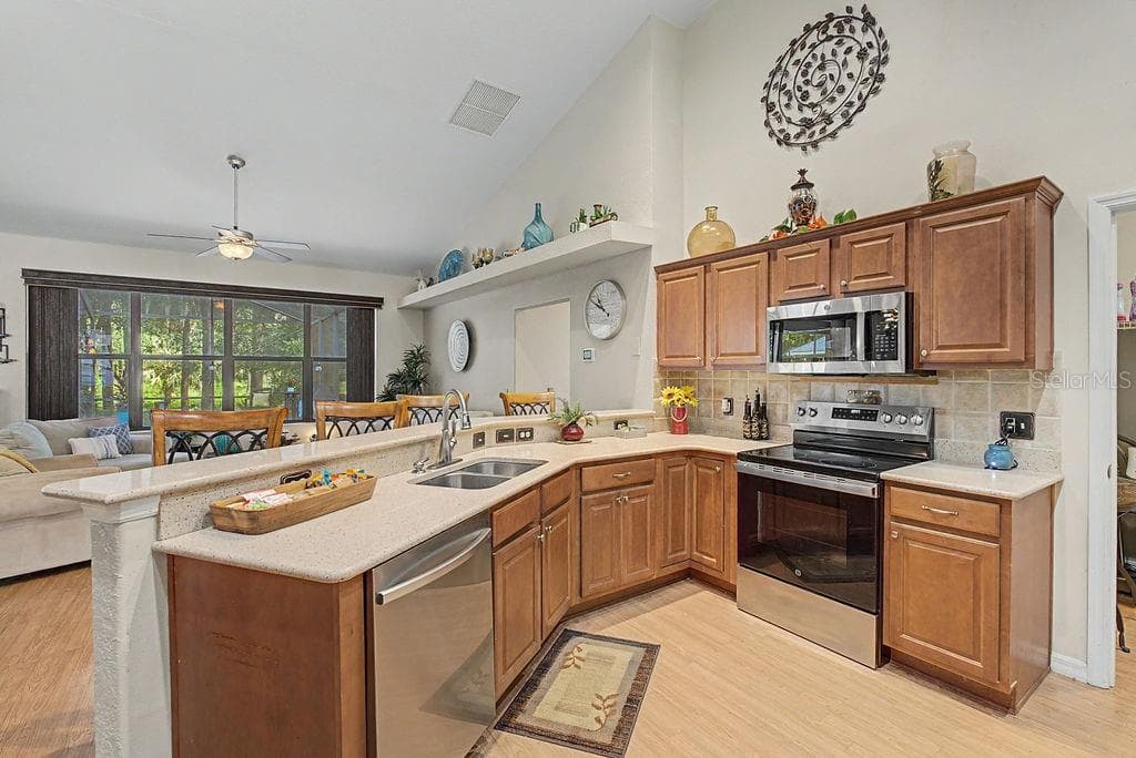 Single Family Residence at 19341 SW 82ND PLACE RD, DUNNELLON, photo 14 of 72