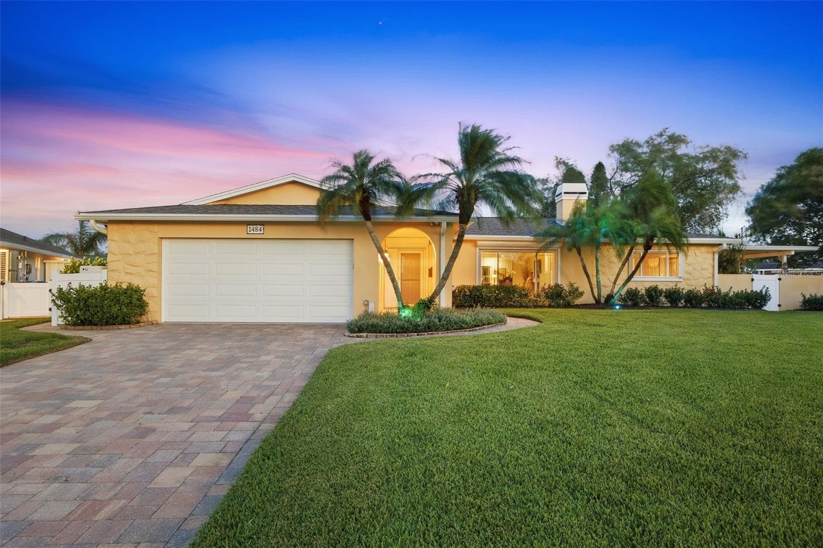 Single Family Residence at 1484 47TH AVE NE, ST PETERSBURG, photo 2 of 46