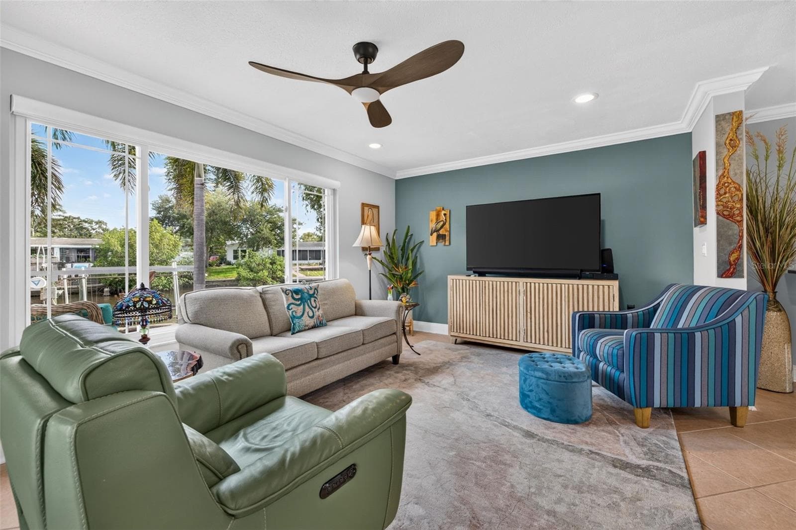 Single Family Residence at 1484 47TH AVE NE, ST PETERSBURG, photo 15 of 46