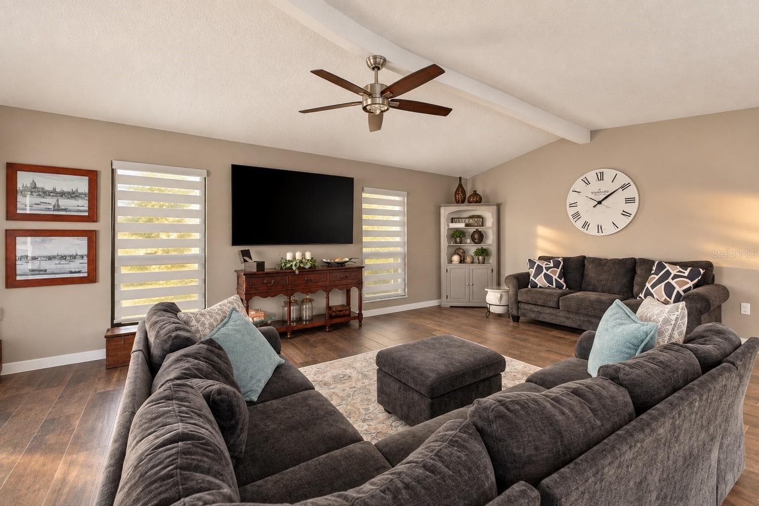 Living room - 4108 DAISY DR, HERNANDO BEACH