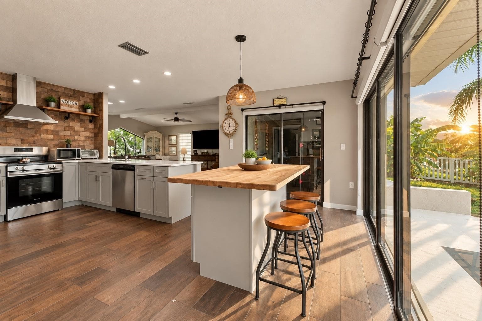 Kitchen - 4108 DAISY DR, HERNANDO BEACH